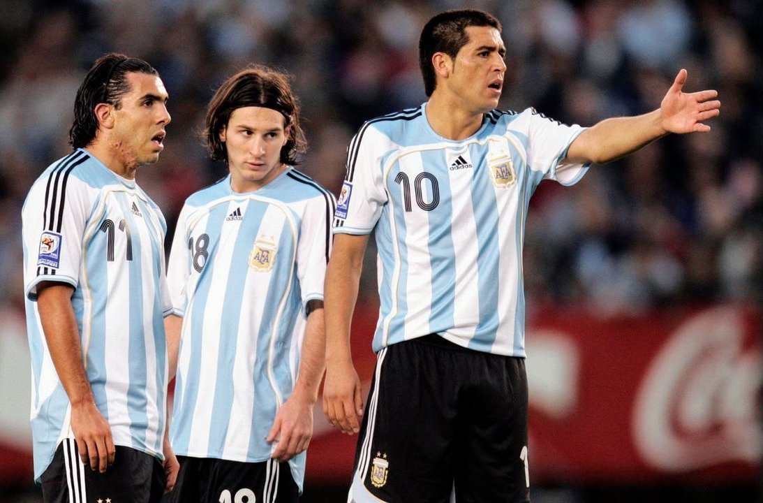 Tevez aseguró que Messi y Riquelme asistirán a su partido despedida