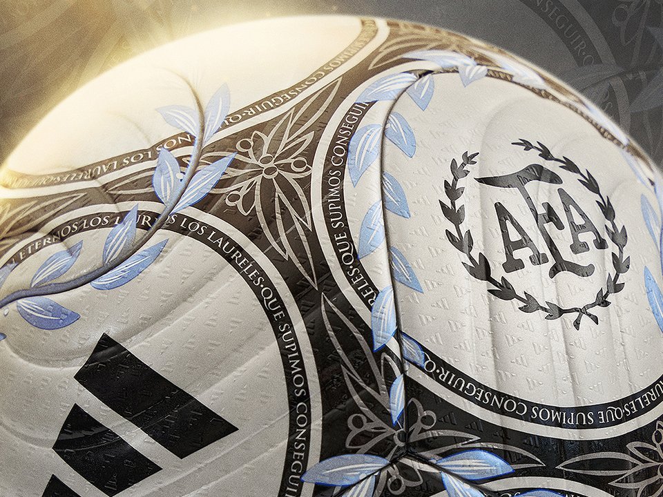 La AFA lanza un balón especial para el Superclásico entre Boca y River