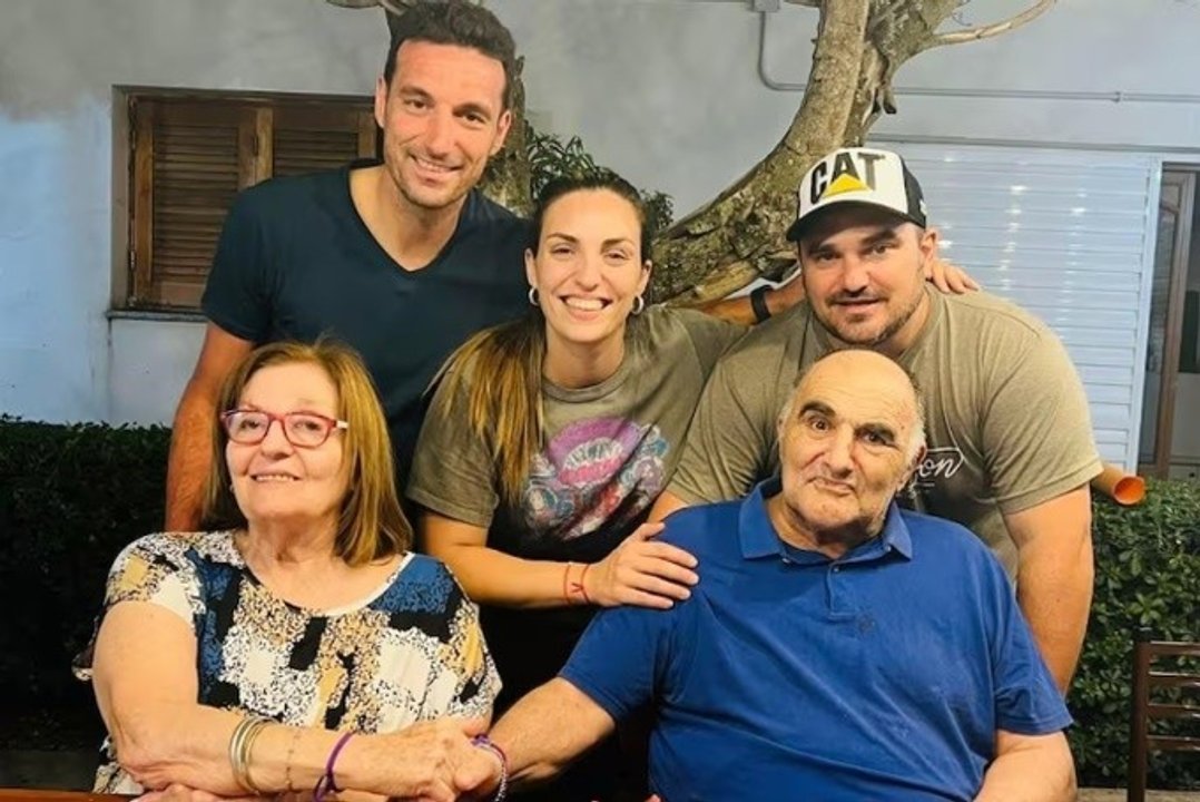 Minuto de silencio en el fútbol argentino por el fallecimiento de la madre de Lionel Scaloni